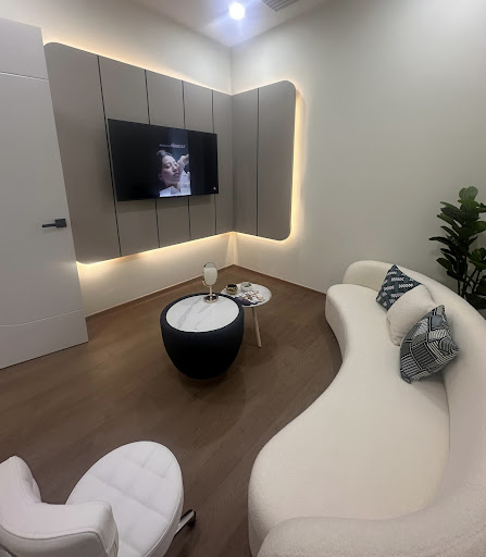 Clinic RX Kuching (skin, aesthetics, hair growth, hair removal, slimming)